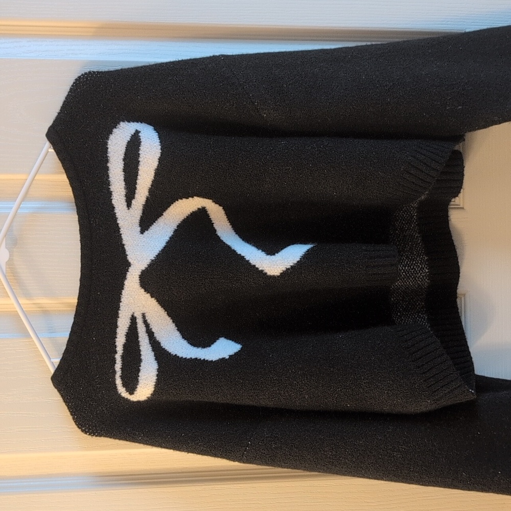 Target cropped sweater with bow brand new